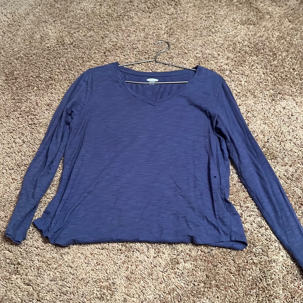 Basic long sleeve old navy shirt